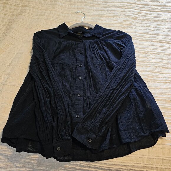 Women's Banana Republic Tiered Navy Blue Long Sleeve Button Front Blouse - Picture 5 of 9